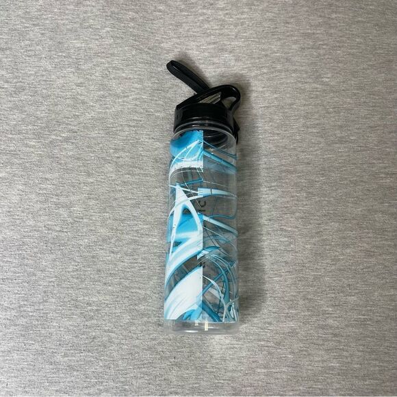 Fabletics The Tritan 32 Oz Water Bottle - Picture 3 of 7